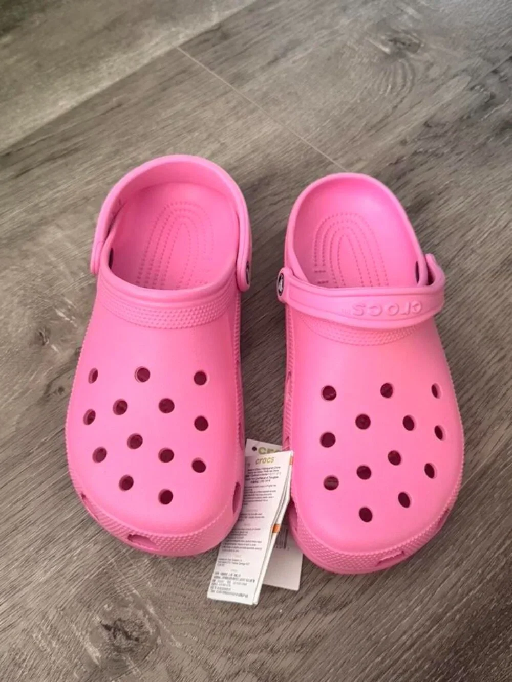 Unisex Men 9 / Women 11 - Crocs adult baya clogs pink